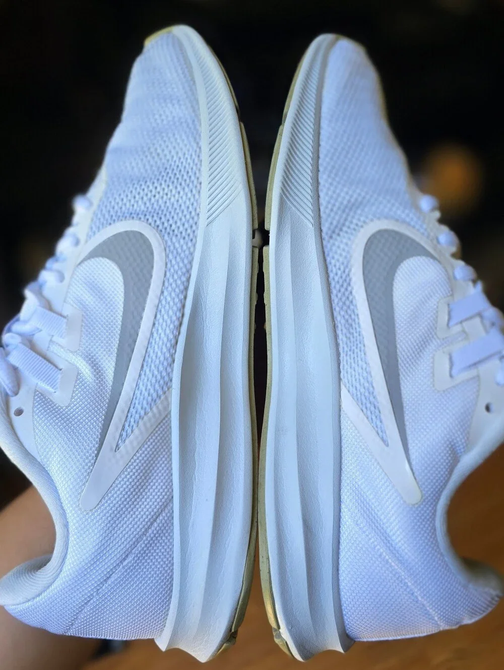 Sz 10 Women's NIKE DOWNSHIFTER 9 White/Reflective Gray Swoosh Running Shoes